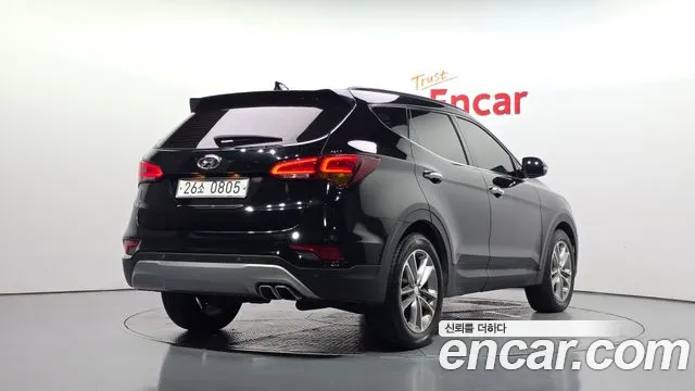 Hyundai Santa Fe 2016 thumb 2