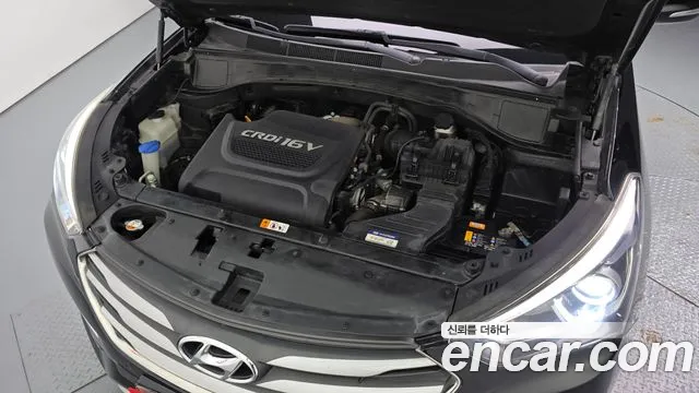 Hyundai Santa Fe 2016 thumb 6