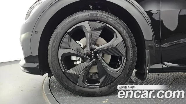 Kia EV6 2021 thumb 5