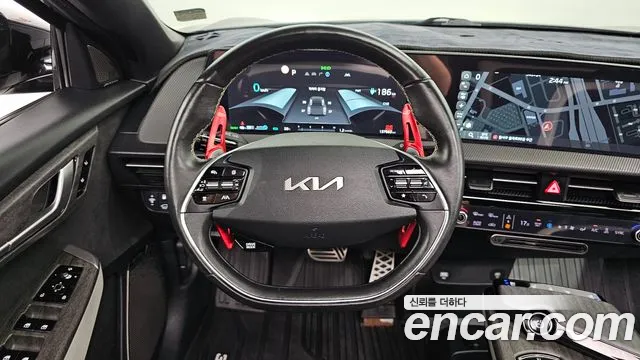Kia EV6 2021 thumb 12