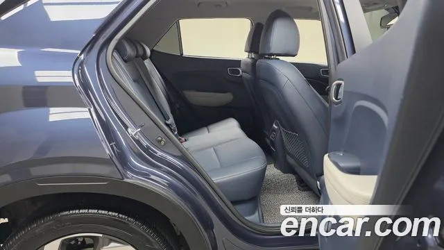 Hyundai Venue 2025 thumb 11