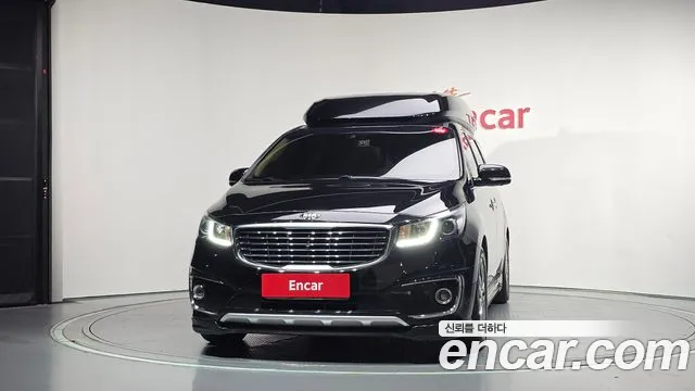 Kia Carnival 2017 thumb 3