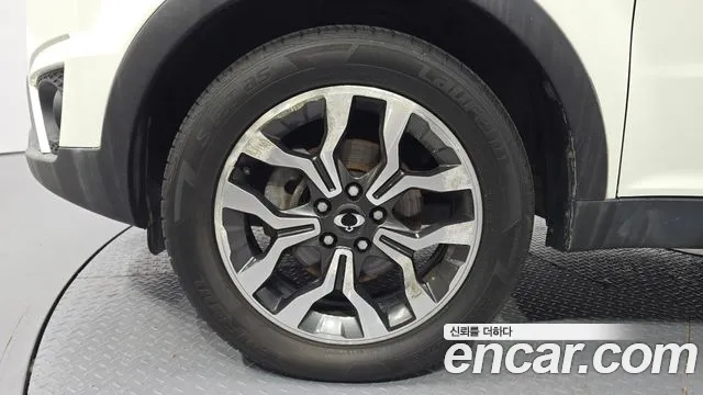 KG_Mobility_Ssangyong KORANDO 2016 thumb 5