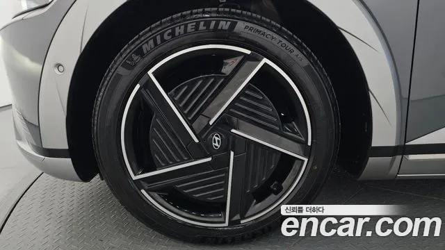 Hyundai IONIQ 5 2026 thumb 4