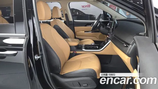 Kia Carnival 2022 thumb 10