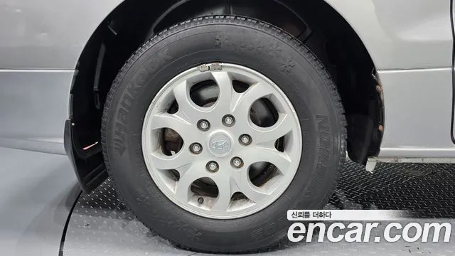Hyundai Starex 2011 thumb 5