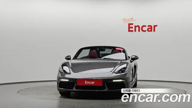 Porsche Cayman 2016 thumb 2
