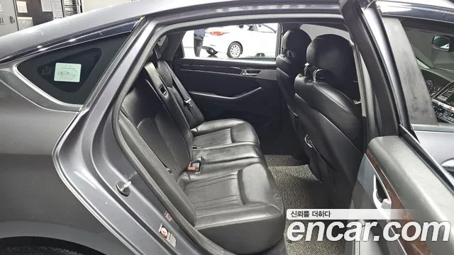 Hyundai Genesis 2016 thumb 11