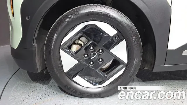 Kia EV3 2024 thumb 5