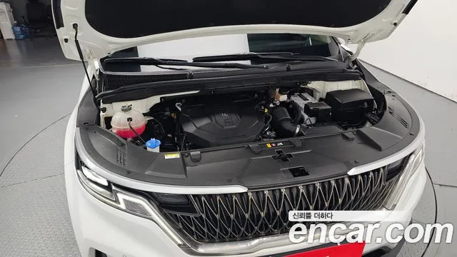 Kia Carnival 2023 thumb 6