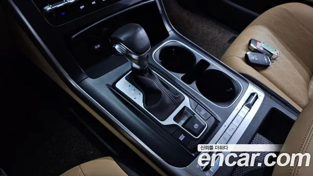 Kia Carnival 2023 thumb 9