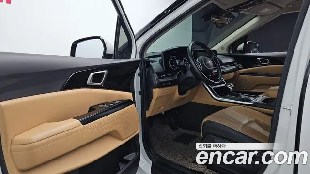 Kia Carnival 2023 thumb 10