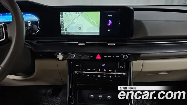 Kia Carnival 2023 thumb 12