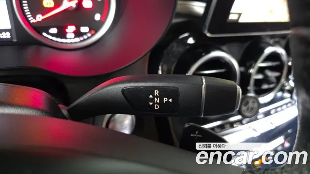 Mercedes-Benz GLC 2018 thumb 9
