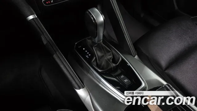 Renault-KoreaSamsung Koleos 2018 thumb 9