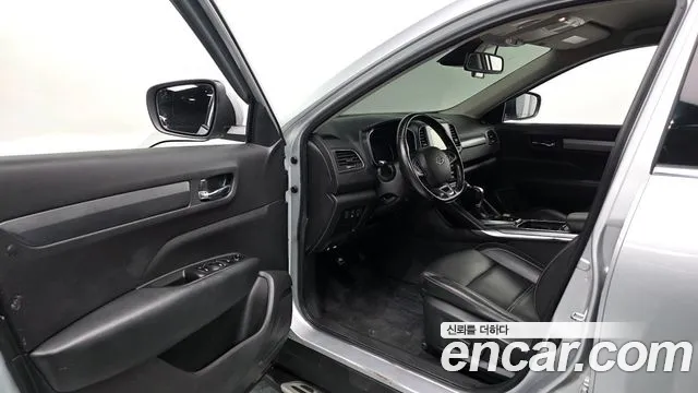 Renault-KoreaSamsung Koleos 2018 thumb 10