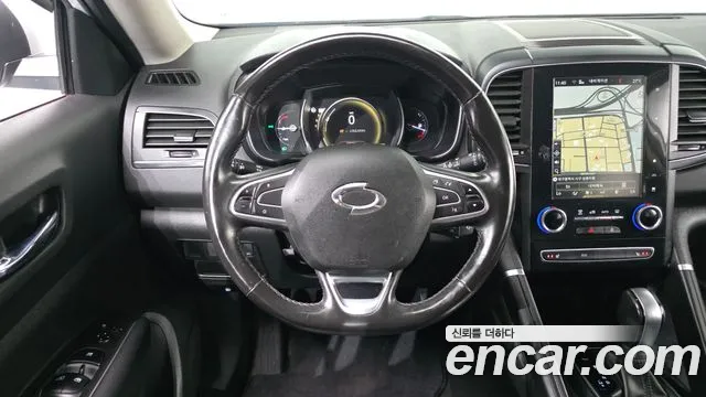 Renault-KoreaSamsung Koleos 2018 thumb 12