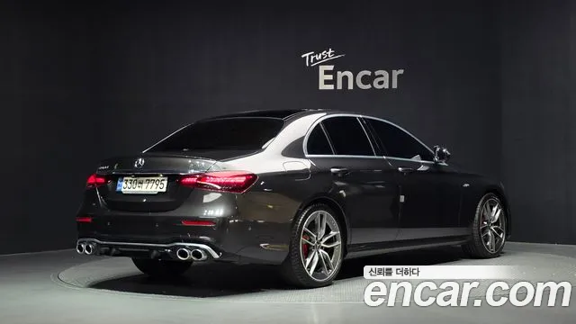 Mercedes-Benz E-Класс 2022 thumb 2