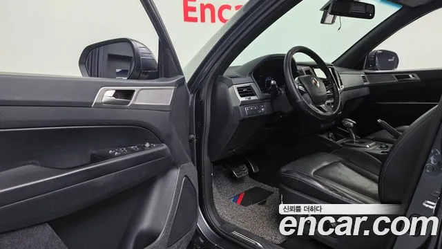 KG_Mobility_Ssangyong Rexton 2019 thumb 11