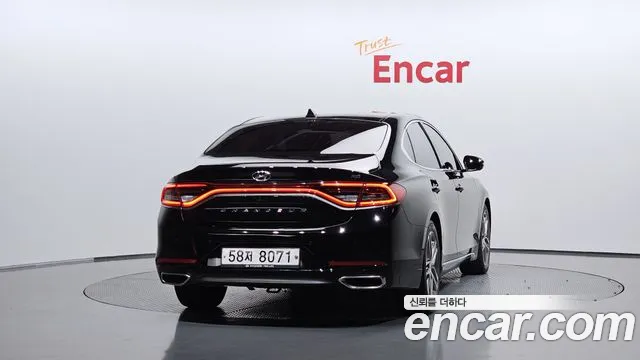Hyundai Grandeur 2017 thumb 4