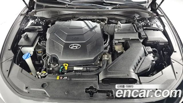 Hyundai Grandeur 2017 thumb 6