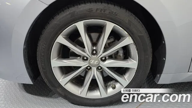 Hyundai Grandeur 2016 thumb 5