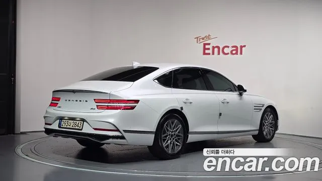 Genesis G80 2024 thumb 2