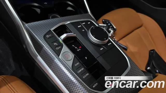 BMW 3-Series 2025 thumb 9