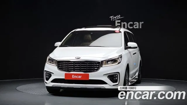 Kia Carnival 2018 thumb 3
