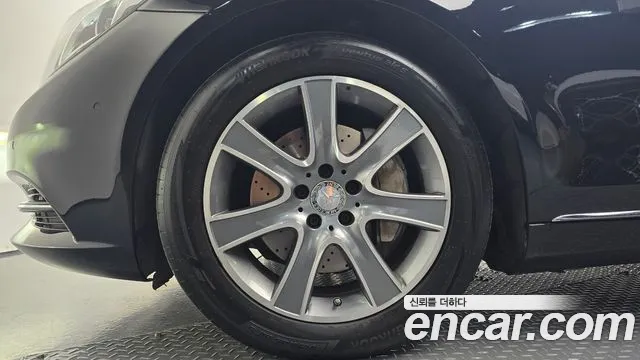 Mercedes-Benz S-Класс 2015 thumb 4