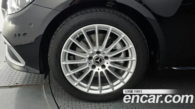 Mercedes-Benz E-Класс 2021 thumb 5