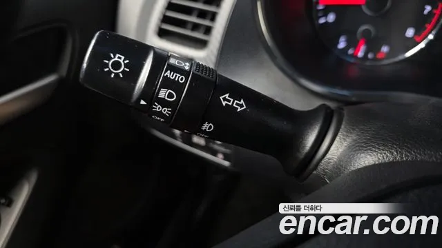 Kia K3 2013 thumb 11