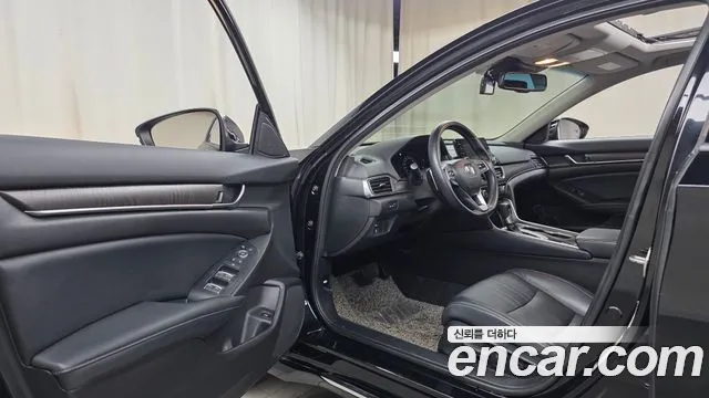 Honda Accord 2018 thumb 9