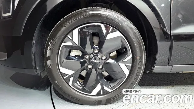 Kia Niro 2023 thumb 5