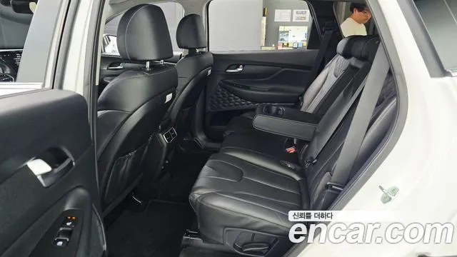 Hyundai Santa Fe 2022 thumb 11