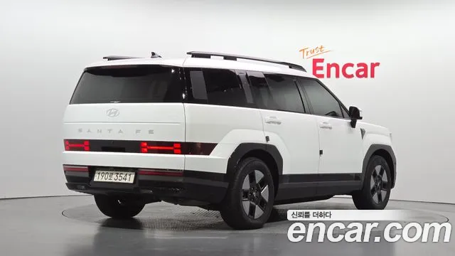 Hyundai Santa Fe 2024 thumb 2