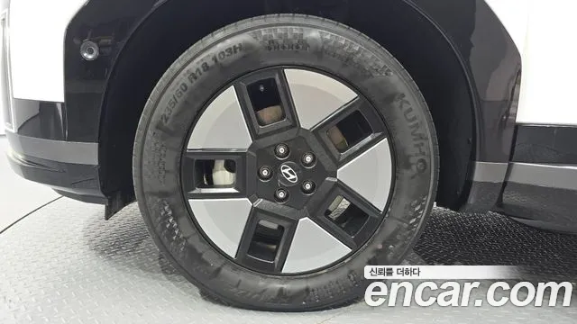 Hyundai Santa Fe 2024 thumb 5