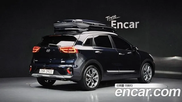 Kia Niro 2019 thumb 2