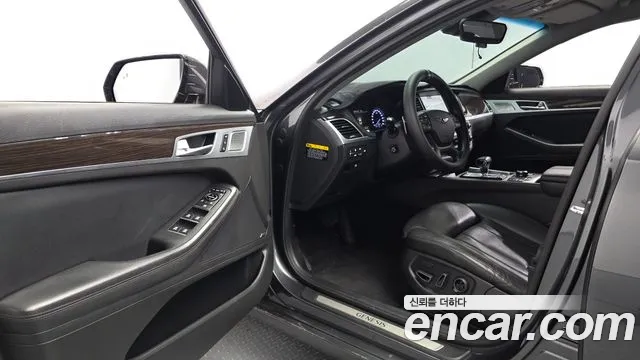 Genesis G80 2018 thumb 9