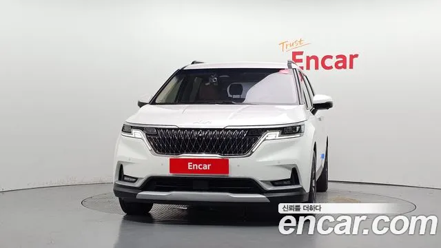 Kia Carnival 2022 thumb 3
