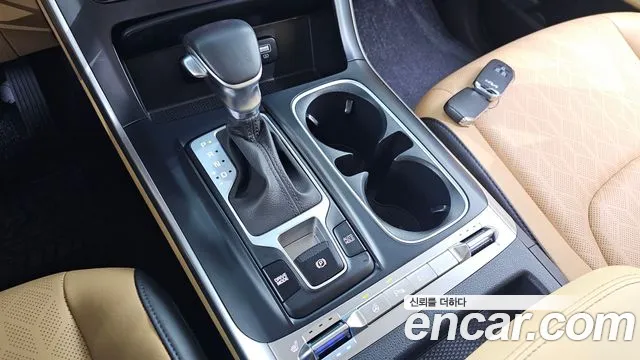 Kia Carnival 2022 thumb 9