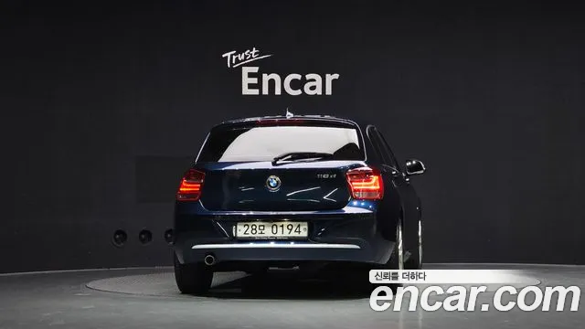 BMW 1-Series 2013 thumb 4