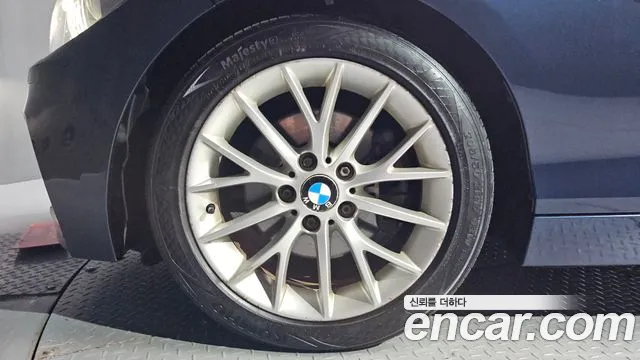 BMW 1-Series 2013 thumb 5