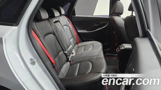 Hyundai i30 2019 thumb 11