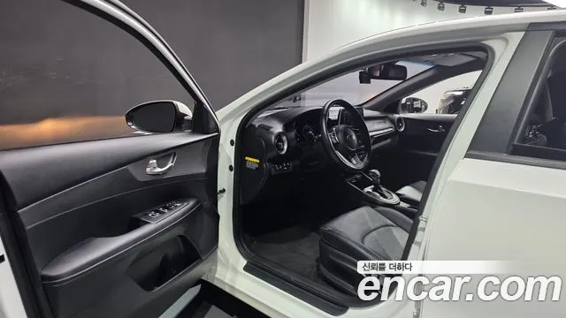 Kia K3 2018 thumb 10