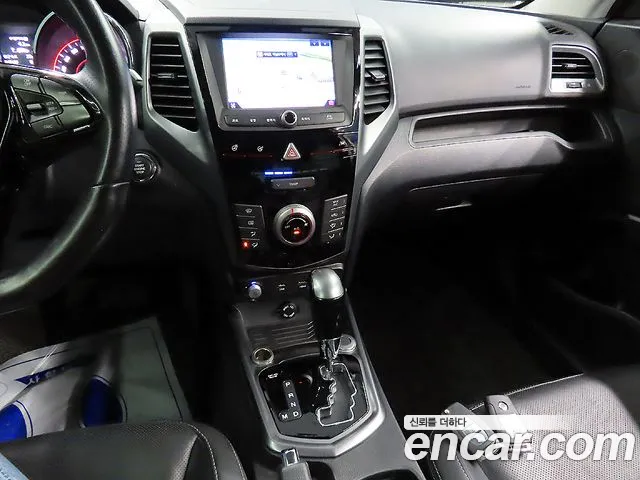 KG_Mobility_Ssangyong TIBOLI 2018 thumb 10