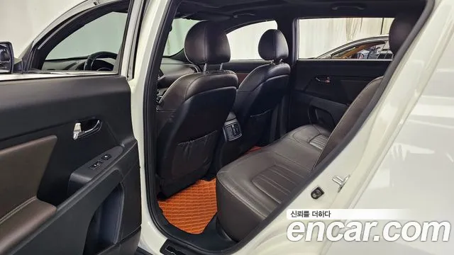 Kia Sportage 2013 thumb 11