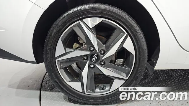 Hyundai Avante 2021 thumb 4