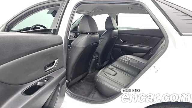 Hyundai Avante 2021 thumb 11
