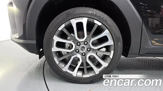 KG_Mobility_Ssangyong Torres 2022 thumb 5